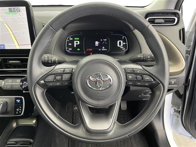 アクア Ｚ　純正１０．５型ＤＡ　フルセグＴＶ　パノラミックビューモニター　ヘッドアップディスプレイ　モデリスタ　レーダークルーズコントロール　プリクラッシュセーフティ　アドバンスドパーク　ブラインドスポットモニタ（10枚目）