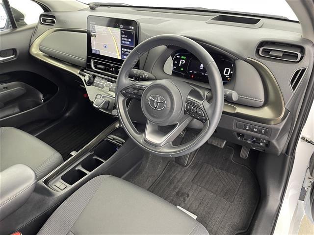 アクア Ｚ　純正１０．５型ＤＡ　フルセグＴＶ　パノラミックビューモニター　ヘッドアップディスプレイ　モデリスタ　レーダークルーズコントロール　プリクラッシュセーフティ　アドバンスドパーク　ブラインドスポットモニタ（20枚目）