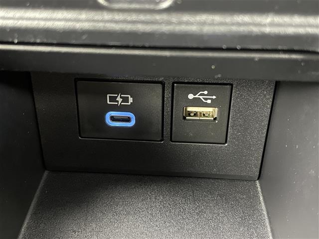 アクア Ｚ　純正１０．５型ＤＡ　フルセグＴＶ　パノラミックビューモニター　ヘッドアップディスプレイ　モデリスタ　レーダークルーズコントロール　プリクラッシュセーフティ　アドバンスドパーク　ブラインドスポットモニタ（30枚目）