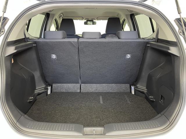 アクア Ｚ　純正１０．５型ＤＡ　フルセグＴＶ　パノラミックビューモニター　ヘッドアップディスプレイ　モデリスタ　レーダークルーズコントロール　プリクラッシュセーフティ　アドバンスドパーク　ブラインドスポットモニタ（32枚目）