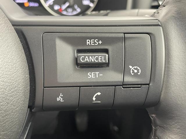 エクストレイル S e-4ORCE ワンオーナー 4WD 社外11型ディスプレイオーディオ HDMI 衝突軽減ブレーキ クルーズコントロール オートマチックハイビーム 標識認識機能 ボンネットバグガード サイドステップ シートヒーター(11枚目)