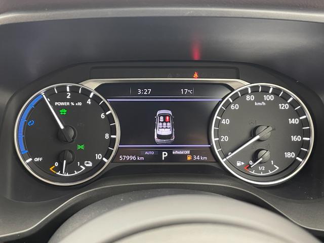 エクストレイル S e-4ORCE ワンオーナー 4WD 社外11型ディスプレイオーディオ HDMI 衝突軽減ブレーキ クルーズコントロール オートマチックハイビーム 標識認識機能 ボンネットバグガード サイドステップ シートヒーター(14枚目)