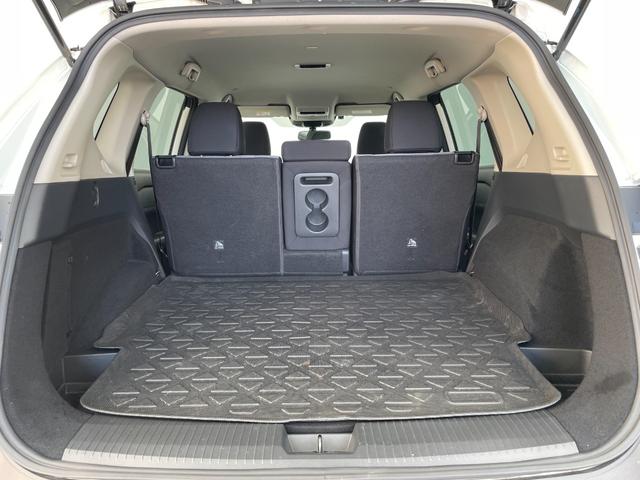 エクストレイル S e-4ORCE ワンオーナー 4WD 社外11型ディスプレイオーディオ HDMI 衝突軽減ブレーキ クルーズコントロール オートマチックハイビーム 標識認識機能 ボンネットバグガード サイドステップ シートヒーター(38枚目)