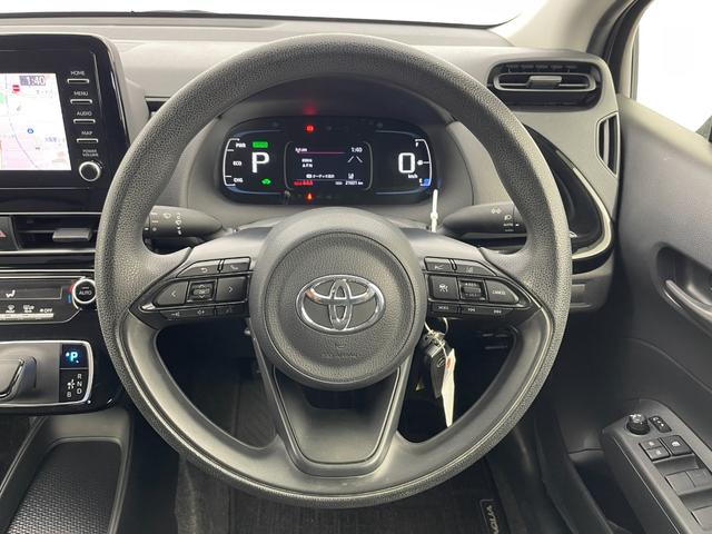 アクア Ｘ　純正ディスプレイオーディオ　パノラミックビューモニター　プリクラッシュセーフティ　レーダークルーズコントロール　レーンディパーチャーアラート　オートマチックハイビーム　ＬＥＤヘッドライト　ＡＣ１００Ｖ（9枚目）