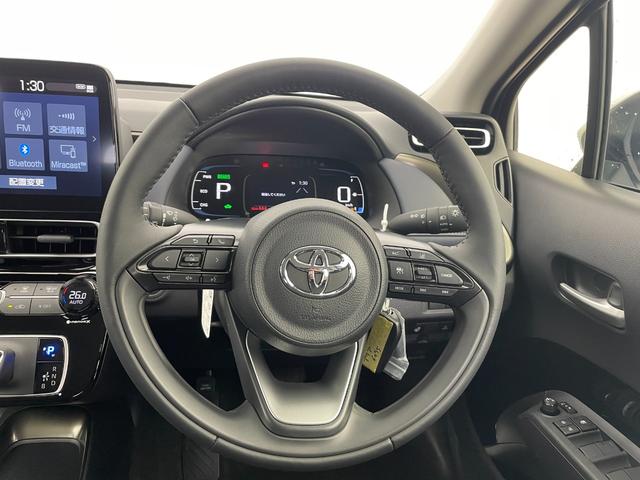 アクア Ｚ　純正ＤＡ　ＢＴ　バックカメラ　レーダークルコン　レーンキープアシスト　パワーシート　前席シートヒーター　ハンドルヒーター　前後コーナーセンサー　衝突被害軽減システム　スペアキー有　純正ＬＥＤ（9枚目）