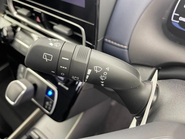 アクア Ｚ　純正ＤＡ　ＢＴ　バックカメラ　レーダークルコン　レーンキープアシスト　パワーシート　前席シートヒーター　ハンドルヒーター　前後コーナーセンサー　衝突被害軽減システム　スペアキー有　純正ＬＥＤ（12枚目）