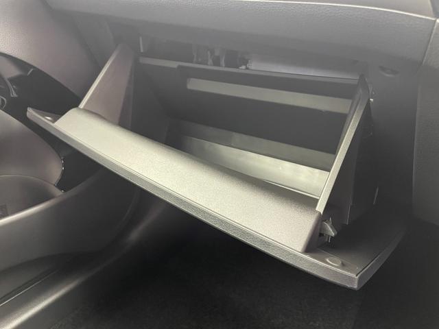 アクア Ｚ　純正ＤＡ　ＢＴ　バックカメラ　レーダークルコン　レーンキープアシスト　パワーシート　前席シートヒーター　ハンドルヒーター　前後コーナーセンサー　衝突被害軽減システム　スペアキー有　純正ＬＥＤ（30枚目）