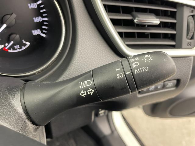 エクストレイル 20Xtt エマージェンシーブレーキパッケージ 4WD 純正ナビ DVD BT フルセグTV 全方位カメラ クルコン 前後コーナーセンサー 前席シートヒーター パワーバックドア エマージェンシーブレーキ レーンキープアシスト ETC LED(14枚目)