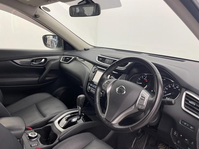 エクストレイル 20Xtt エマージェンシーブレーキパッケージ 4WD 純正ナビ DVD BT フルセグTV 全方位カメラ クルコン 前後コーナーセンサー 前席シートヒーター パワーバックドア エマージェンシーブレーキ レーンキープアシスト ETC LED(24枚目)