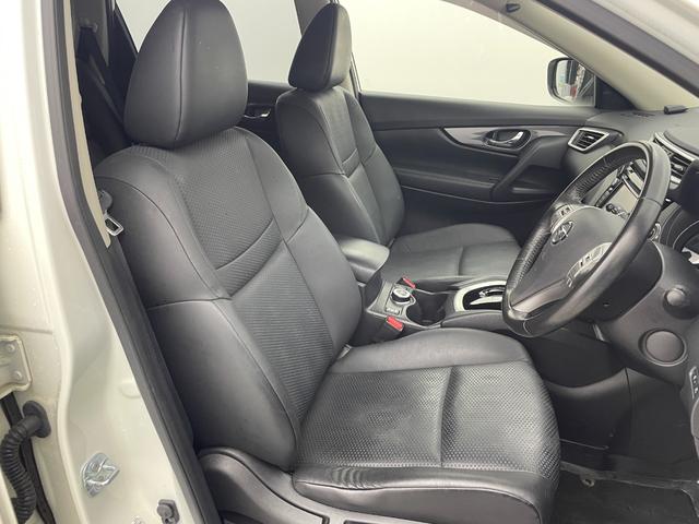 エクストレイル 20Xtt エマージェンシーブレーキパッケージ 4WD 純正ナビ DVD BT フルセグTV 全方位カメラ クルコン 前後コーナーセンサー 前席シートヒーター パワーバックドア エマージェンシーブレーキ レーンキープアシスト ETC LED(25枚目)