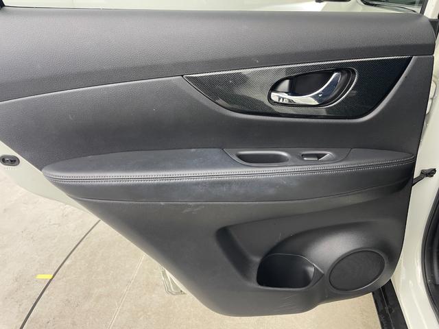 エクストレイル 20Xtt エマージェンシーブレーキパッケージ 4WD 純正ナビ DVD BT フルセグTV 全方位カメラ クルコン 前後コーナーセンサー 前席シートヒーター パワーバックドア エマージェンシーブレーキ レーンキープアシスト ETC LED(41枚目)