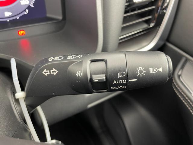 エクストレイル G e-4ORCE BOSEサウンド サンルーフ 純正12.3型ナビ 全方位カメラ ドラレコ ETC プロパイロット レザーシート パワーシート シートヒーター ヘッドアップディスプレイ ブラインドスポットモニター(15枚目)