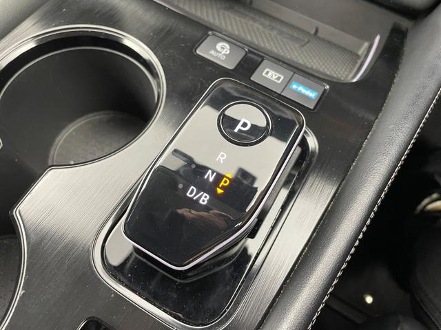 エクストレイル G e-4ORCE BOSEサウンド サンルーフ 純正12.3型ナビ 全方位カメラ ドラレコ ETC プロパイロット レザーシート パワーシート シートヒーター ヘッドアップディスプレイ ブラインドスポットモニター(22枚目)