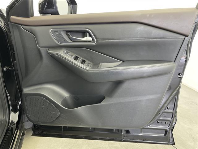 エクストレイル G e-4ORCE BOSEサウンド サンルーフ 純正12.3型ナビ 全方位カメラ ドラレコ ETC プロパイロット レザーシート パワーシート シートヒーター ヘッドアップディスプレイ ブラインドスポットモニター(23枚目)