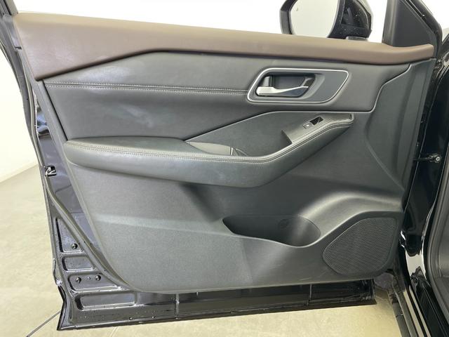 エクストレイル G e-4ORCE BOSEサウンド サンルーフ 純正12.3型ナビ 全方位カメラ ドラレコ ETC プロパイロット レザーシート パワーシート シートヒーター ヘッドアップディスプレイ ブラインドスポットモニター(43枚目)