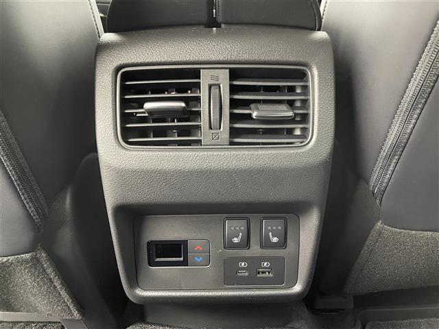 エクストレイル G e-4ORCE 純正12.3型ナビ 全方位カメラ ETC ヘッドアップディスプレイ ブラインドスポットモニター レザーシート パワーシート シートヒーター プロパイロット デジタルインナーミラー ハンドルヒーター(27枚目)