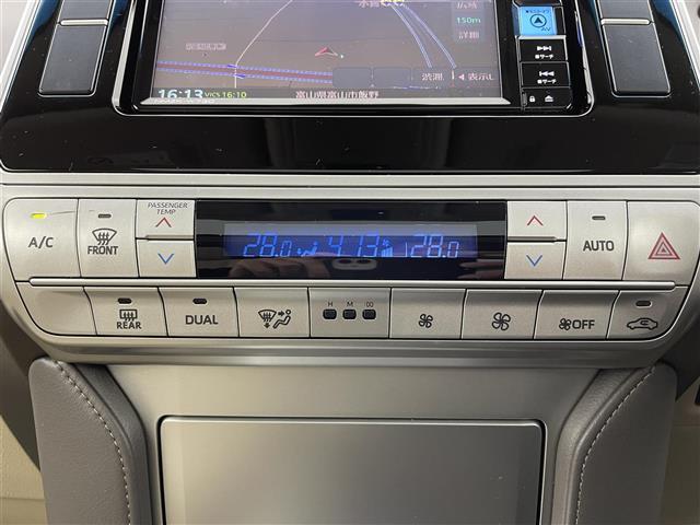 ランドクルーザープラド ＴＸ　Ｌパッケージ　マットブラックエディション　サンルーフ　純正ナビ　バックカメラ　レザーシート　パワーシート　シートヒーター　シートベンチレーション　衝突被害軽減システム　レーダークルーズコントロール　コーナーセンサー　純正アルミホイール　ＤＶＤ（16枚目）