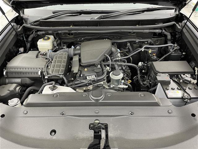 ランドクルーザープラド ＴＸ　Ｌパッケージ　マットブラックエディション　サンルーフ　純正ナビ　バックカメラ　レザーシート　パワーシート　シートヒーター　シートベンチレーション　衝突被害軽減システム　レーダークルーズコントロール　コーナーセンサー　純正アルミホイール　ＤＶＤ（40枚目）