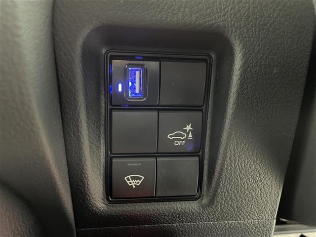 ランドクルーザープラド ＴＸ　Ｌパッケージ　マットブラックエディション　サンルーフ　社外ナビ　バックカメラ　ドラレコ　ＥＴＣ　レザーシート　パワーシート　シートヒーター　シートベンチレーション　トヨタセーフティセンス　コーナーセンサー　純正アルミホイール　オートＬＥＤ（17枚目）