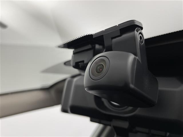 エクストレイル G e-4ORCE ☆メーカー12.3インチナビ☆AM/FM/Bluetooth☆フルセグTV☆アラウンドビューモニター☆プロパイロット☆パーキングアシスト☆衝突被害軽減ブレーキ☆踏み間違い衝突防止支援☆HUD☆BSM(2枚目)