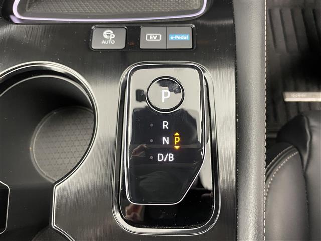 エクストレイル G e-4ORCE ☆メーカー12.3インチナビ☆AM/FM/Bluetooth☆フルセグTV☆アラウンドビューモニター☆プロパイロット☆パーキングアシスト☆衝突被害軽減ブレーキ☆踏み間違い衝突防止支援☆HUD☆BSM(20枚目)