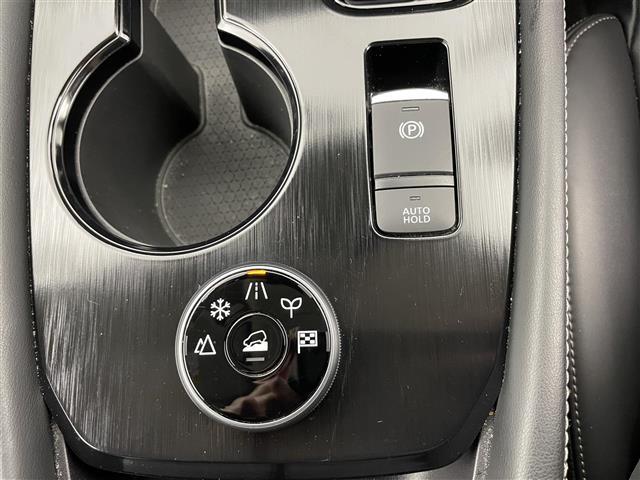 エクストレイル G e-4ORCE ☆メーカー12.3インチナビ☆AM/FM/Bluetooth☆フルセグTV☆アラウンドビューモニター☆プロパイロット☆パーキングアシスト☆衝突被害軽減ブレーキ☆踏み間違い衝突防止支援☆HUD☆BSM(21枚目)