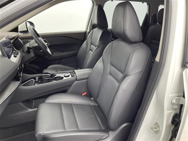 エクストレイル G e-4ORCE ☆メーカー12.3インチナビ☆AM/FM/Bluetooth☆フルセグTV☆アラウンドビューモニター☆プロパイロット☆パーキングアシスト☆衝突被害軽減ブレーキ☆踏み間違い衝突防止支援☆HUD☆BSM(25枚目)