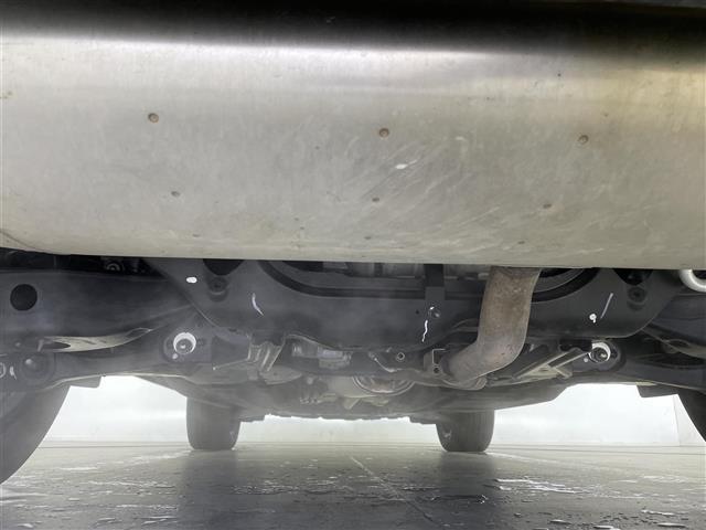 エクストレイル G e-4ORCE ☆メーカー12.3インチナビ☆AM/FM/Bluetooth☆フルセグTV☆アラウンドビューモニター☆プロパイロット☆パーキングアシスト☆衝突被害軽減ブレーキ☆踏み間違い衝突防止支援☆HUD☆BSM(41枚目)