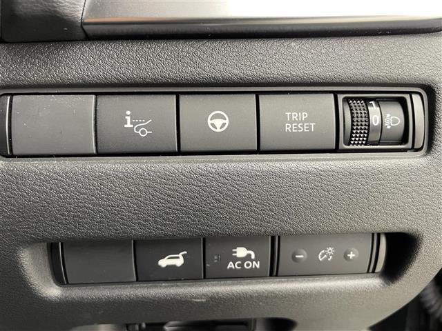 エクストレイル G e-4ORCE ☆メーカー12.3インチナビ☆AM/FM/Bluetooth/AppleCarPlay☆フルセグTV☆アラウンドビューモニター☆プロパイロット☆パーキングアシスト☆衝突被害軽減ブレーキ☆前後ソナー(14枚目)