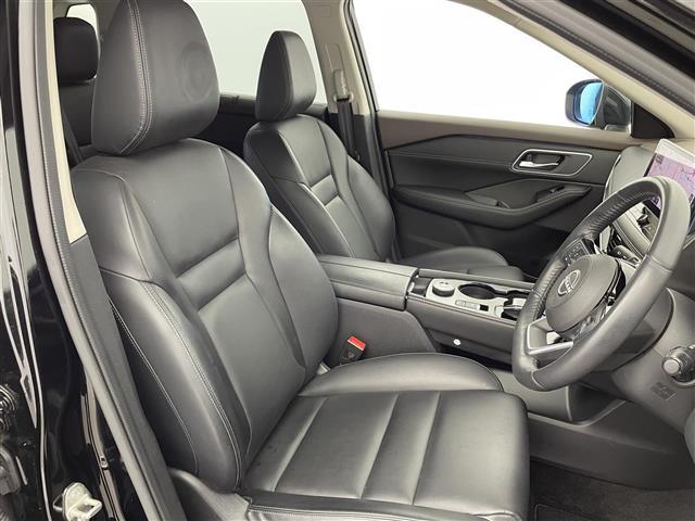 エクストレイル G e-4ORCE ☆メーカー12.3インチナビ☆AM/FM/Bluetooth/AppleCarPlay☆フルセグTV☆アラウンドビューモニター☆プロパイロット☆パーキングアシスト☆衝突被害軽減ブレーキ☆前後ソナー(24枚目)