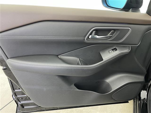 エクストレイル G e-4ORCE ☆メーカー12.3インチナビ☆AM/FM/Bluetooth/AppleCarPlay☆フルセグTV☆アラウンドビューモニター☆プロパイロット☆パーキングアシスト☆衝突被害軽減ブレーキ☆前後ソナー(25枚目)