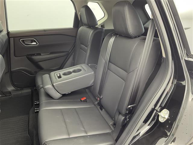 エクストレイル G e-4ORCE ☆メーカー12.3インチナビ☆AM/FM/Bluetooth/AppleCarPlay☆フルセグTV☆アラウンドビューモニター☆プロパイロット☆パーキングアシスト☆衝突被害軽減ブレーキ☆前後ソナー(30枚目)