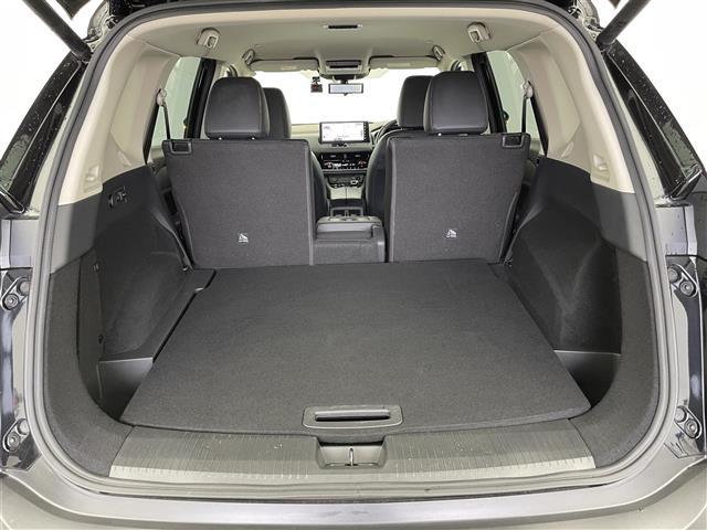 エクストレイル G e-4ORCE ☆メーカー12.3インチナビ☆AM/FM/Bluetooth/AppleCarPlay☆フルセグTV☆アラウンドビューモニター☆プロパイロット☆パーキングアシスト☆衝突被害軽減ブレーキ☆前後ソナー(32枚目)