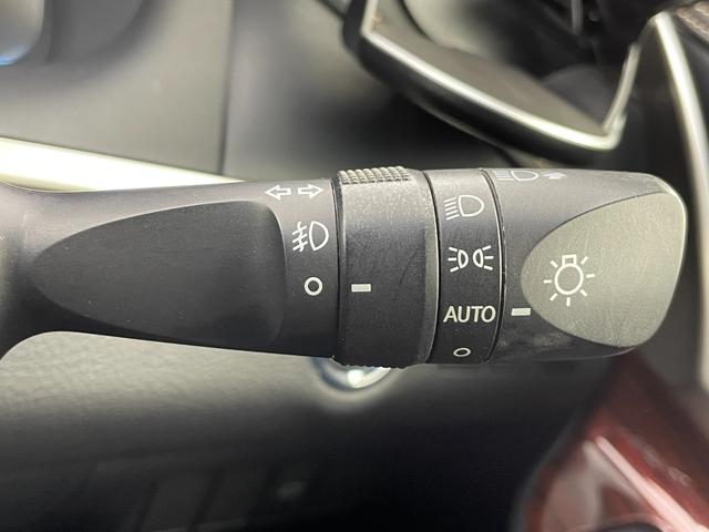 ハリアー プレミアム サンルーフ 純正ナビ バックカメラ ドラレコ ETC レザーシート パワーシート メモリシート シートヒーター 衝突被害軽減システム クルーズコントロール レーンキープアシスト 純正アルミホイール(13枚目)