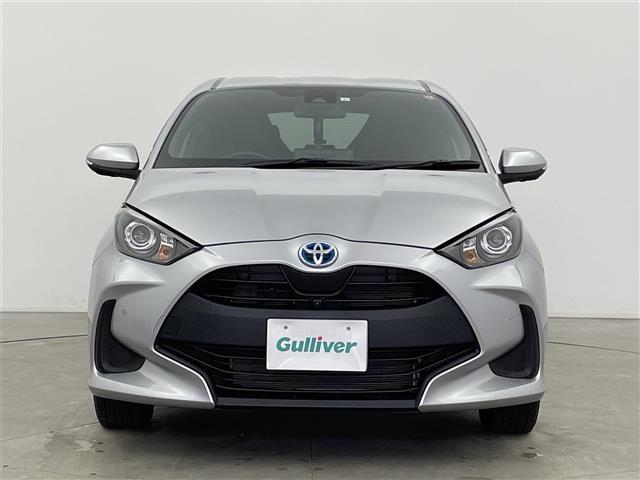 ヤリス ハイブリッドG 純正ナビ(フルセグTV bluetooth CarPlay) 全周囲カメラ ビルトインETC 純正AWサマータイヤセット積込み AC100V電源 LED ACC プリクラッシュ レーンキープ(35枚目)
