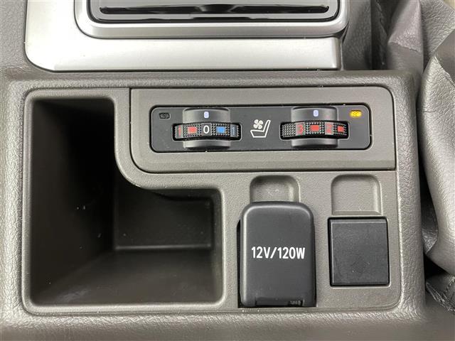 ランドクルーザープラド TX Lパッケージ サンルーフ モデリスタエアロ 純正ナビ バックカメラ レザーシート パワーシート シートヒーター シートベンチレーション トヨタセーフティセンス コーナーセンサー 純正アルミホイール オートLED(19枚目)