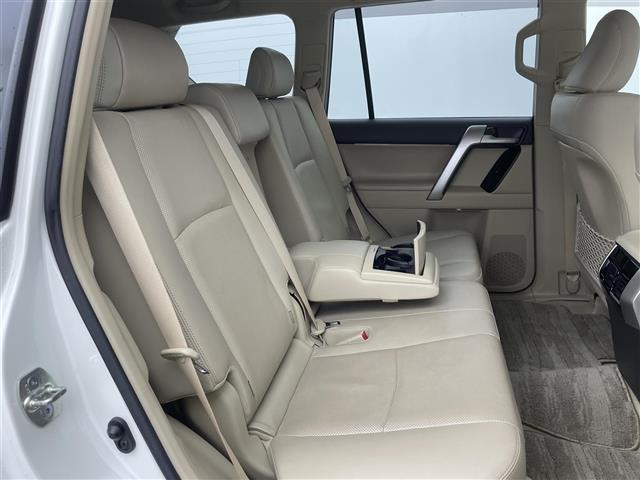 ランドクルーザープラド TX Lパッケージ サンルーフ モデリスタエアロ 純正ナビ バックカメラ レザーシート パワーシート シートヒーター シートベンチレーション トヨタセーフティセンス コーナーセンサー 純正アルミホイール オートLED(24枚目)