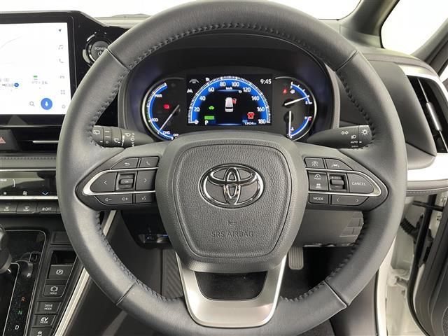 ヴォクシー ハイブリッドＳ－Ｚ　純正１０．５型ディスプレイオーディオ　バックカメラ　ＥＴＣ　ハーフレザー　シートヒーター　両側パワースライドドア　トヨタセーフティセンス　コーナーセンサー　オートＬＥＤライト　純正アルミホイール（8枚目）