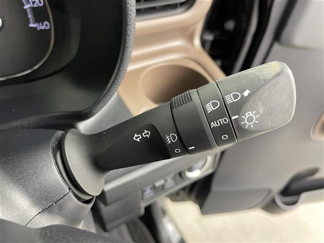 ムーヴキャンバス セオリーGターボ 純正ナビ(CD DVD フルセグTV bluetooth) バックカメラ 前後コーナーセンサー ETC 前席シートヒーター ドラレコ 両側パワースライドドア LED フォグ 衝突軽減 車線逸脱抑制(11枚目)