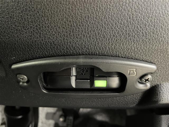 ムーヴキャンバス セオリーG 純正ディスプレイオーディオ(フルセグTV bluetooth CarPlay) HDMI バックカメラ 前後コーナーセンサー ETC 前席シートヒーター 両側電動 ドラレコ 衝突軽減 車線逸脱 LED(28枚目)