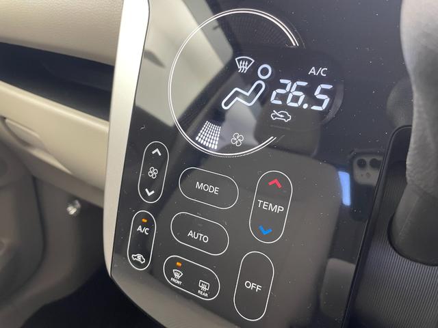 デイズ X 純正ナビ フルセグTV バックカメラ エマージェンシーブレーキ 横滑り防止装置 コーナーセンサー前後 ETC スマートキー×2 プッシュスタート アイドリングストップ 社外14インチAW フロアマット(18枚目)