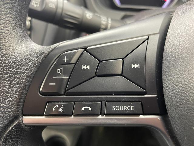 ノート X 純正ナビ フルセグテレビ アラウンドビューモニター 衝突被害軽減ブレーキ コーナーセンサー レーンキープアシスト オートマチックライト LEDヘッドライト 横滑り防止装置 デジタルインナーミラー(11枚目)