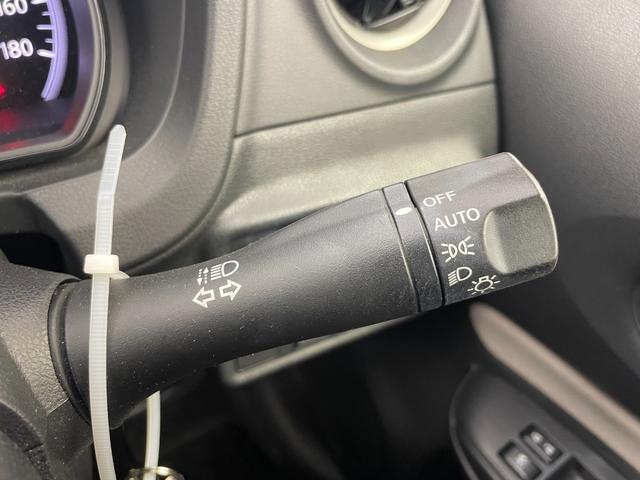 ノート X 純正ナビ フルセグテレビ アラウンドビューモニター 衝突被害軽減ブレーキ コーナーセンサー レーンキープアシスト オートマチックライト LEDヘッドライト 横滑り防止装置 デジタルインナーミラー(13枚目)