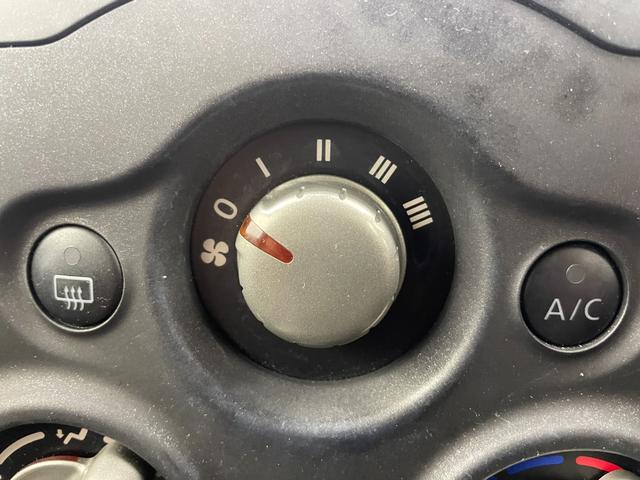 ノート X 純正ナビ フルセグテレビ アラウンドビューモニター 衝突被害軽減ブレーキ コーナーセンサー レーンキープアシスト オートマチックライト LEDヘッドライト 横滑り防止装置 デジタルインナーミラー(16枚目)