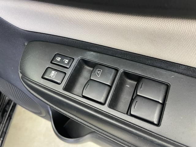 ノート X 純正ナビ フルセグテレビ アラウンドビューモニター 衝突被害軽減ブレーキ コーナーセンサー レーンキープアシスト オートマチックライト LEDヘッドライト 横滑り防止装置 デジタルインナーミラー(24枚目)