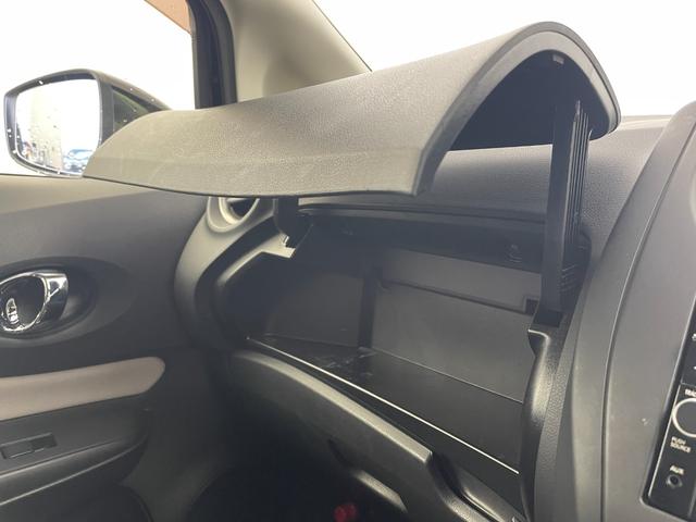 ノート X 純正ナビ フルセグテレビ アラウンドビューモニター 衝突被害軽減ブレーキ コーナーセンサー レーンキープアシスト オートマチックライト LEDヘッドライト 横滑り防止装置 デジタルインナーミラー(32枚目)