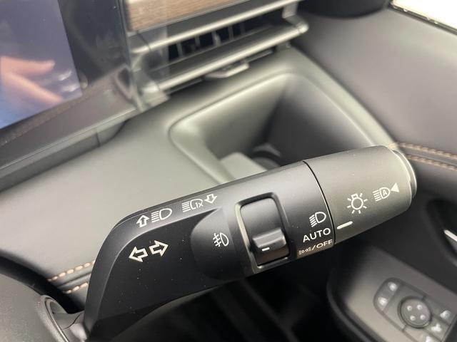 セレナ e-パワー ハイウェイスターV 登録済未使用車 純正12.3型ナビ 全方位カメラ 後席モニター ETC デジタルインナーミラー プロパイロット コーナーセンサー 両側パワースライドドア ブラインドスポットモニター スマートキー(16枚目)