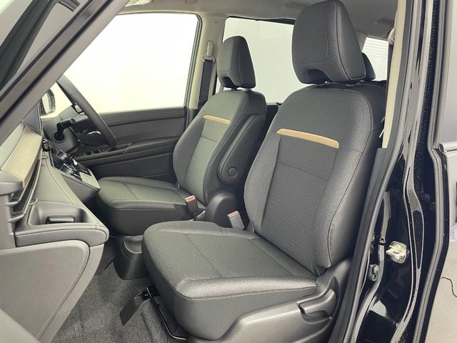 セレナ e-パワー ハイウェイスターV 登録済未使用車 純正12.3型ナビ 全方位カメラ 後席モニター ETC デジタルインナーミラー プロパイロット コーナーセンサー 両側パワースライドドア ブラインドスポットモニター スマートキー(31枚目)