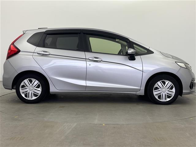 フィット １３Ｇ・Ｆ　１オーナー　純正オーディオ（ＣＤ）　ホンダセンシング　ＡＣＣ　ＣＭＢＳ（衝突軽減ブレーキ）　レーンキープアシスト　先行車発進お知らせ　スマートキー　プッシュスタート　横滑防止装置　純正マット　スペア（38枚目）