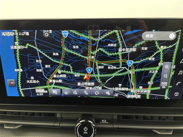 セレナ ｅ－パワー　ハイウェイスターＶ　登録済未使用車　１２．３型アドバンスドドライブアシストディスプレイ　統合型インターフェースディスプレイ　フリップダウンモニター　アラウンドビューモニター　プロパイロット　デジタルインナーミラー　ＥＴＣ（5枚目）